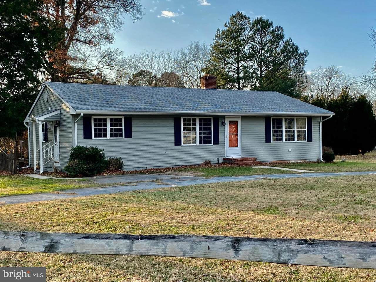 100 Sunset Lane - Photo 1