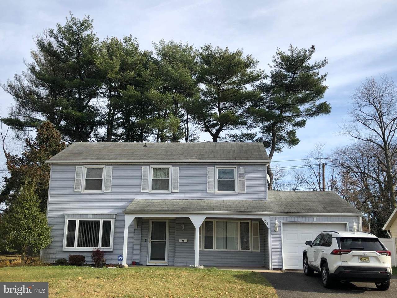 134 Sheffield Drive - Photo 1