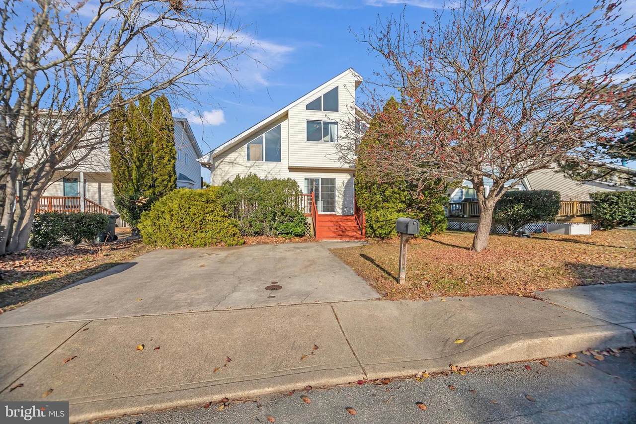 310 136TH Street - Photo 1