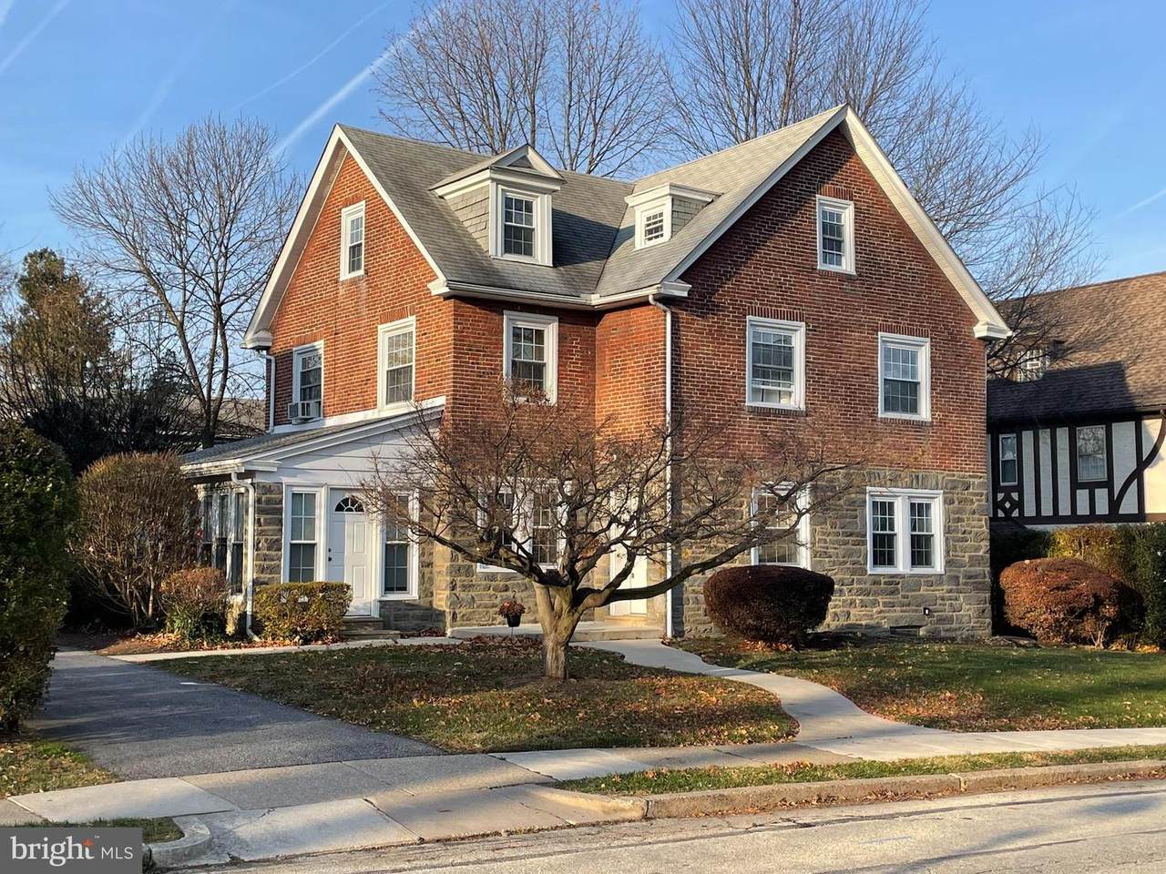 516 Kenwood Road - Photo 1