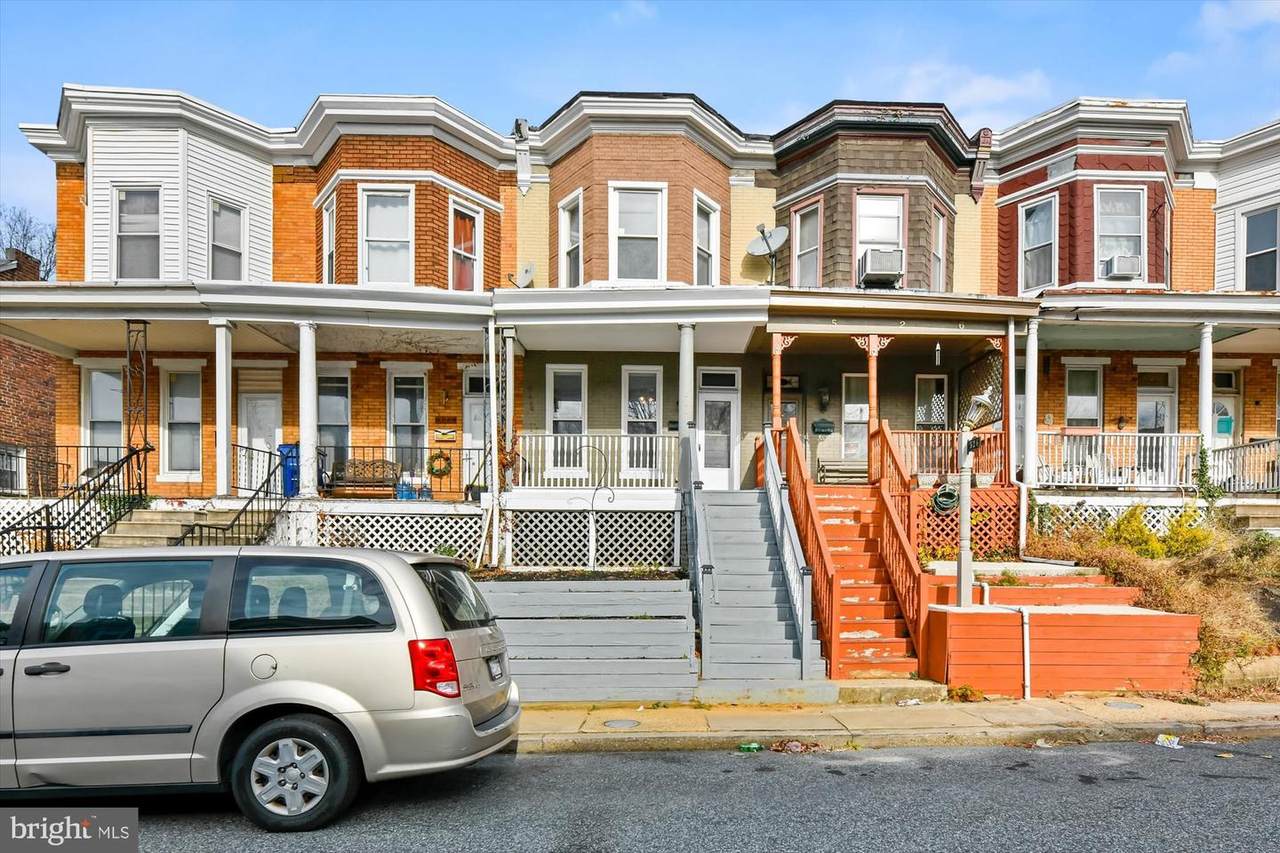 524 38TH Street - Photo 1