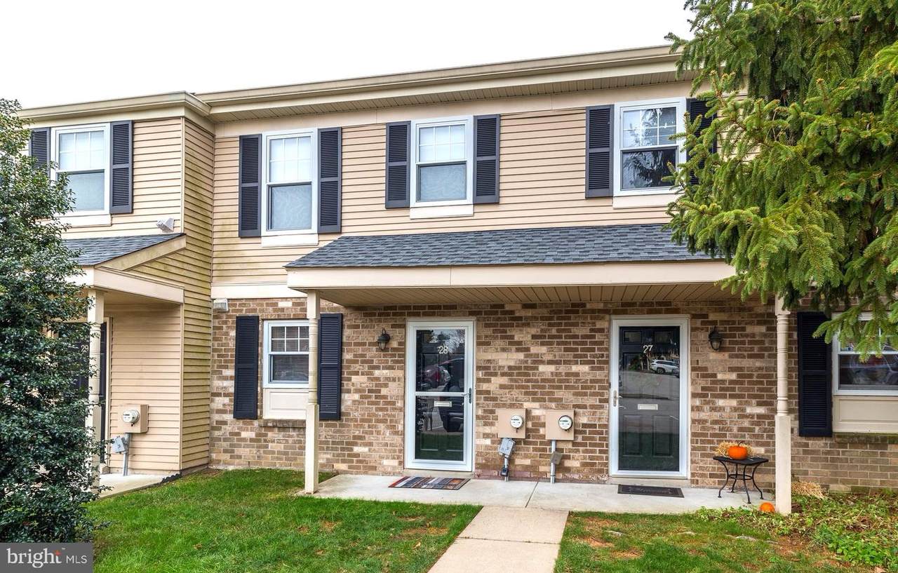 28 Yorktown Court - Photo 1