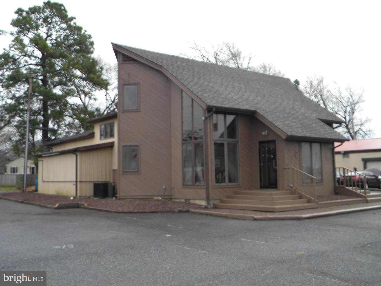 119 Dupont Highway - Photo 1
