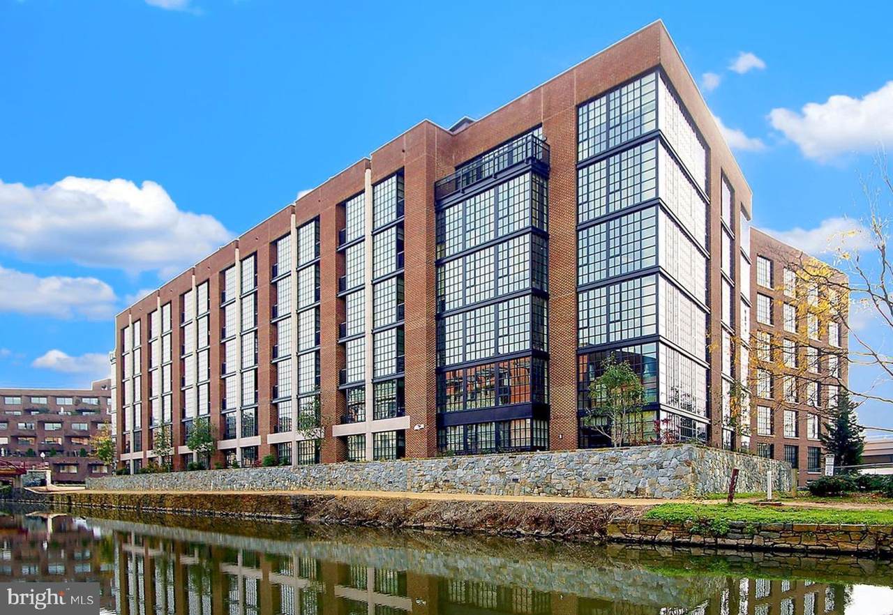 3303 Water Street - Photo 1