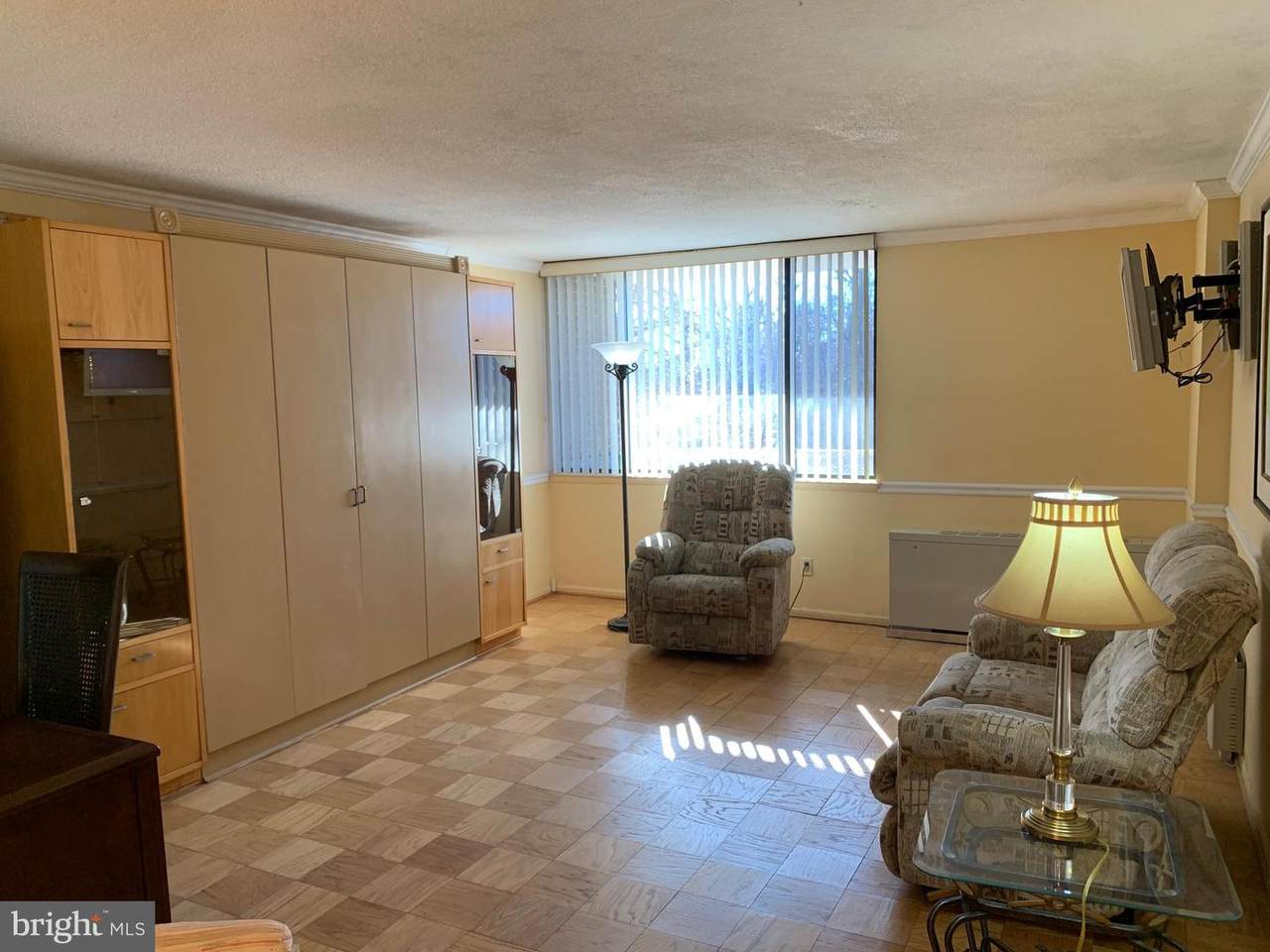 118 Monroe Street - Photo 1