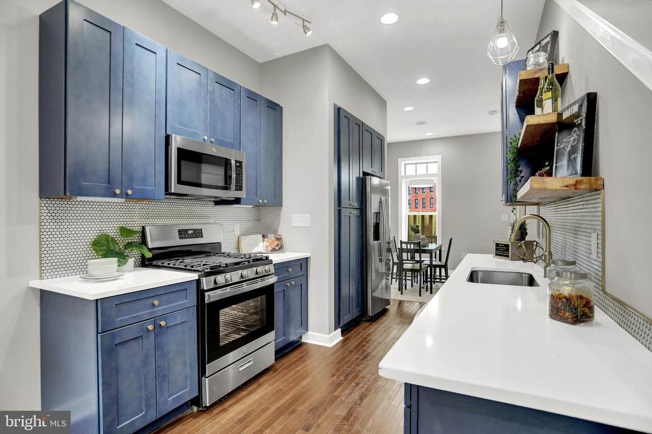 1207 Gay Street - Photo 1