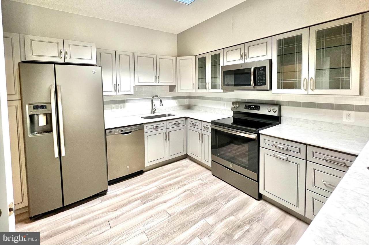 19375 Cypress Ridge Terrace - Photo 1