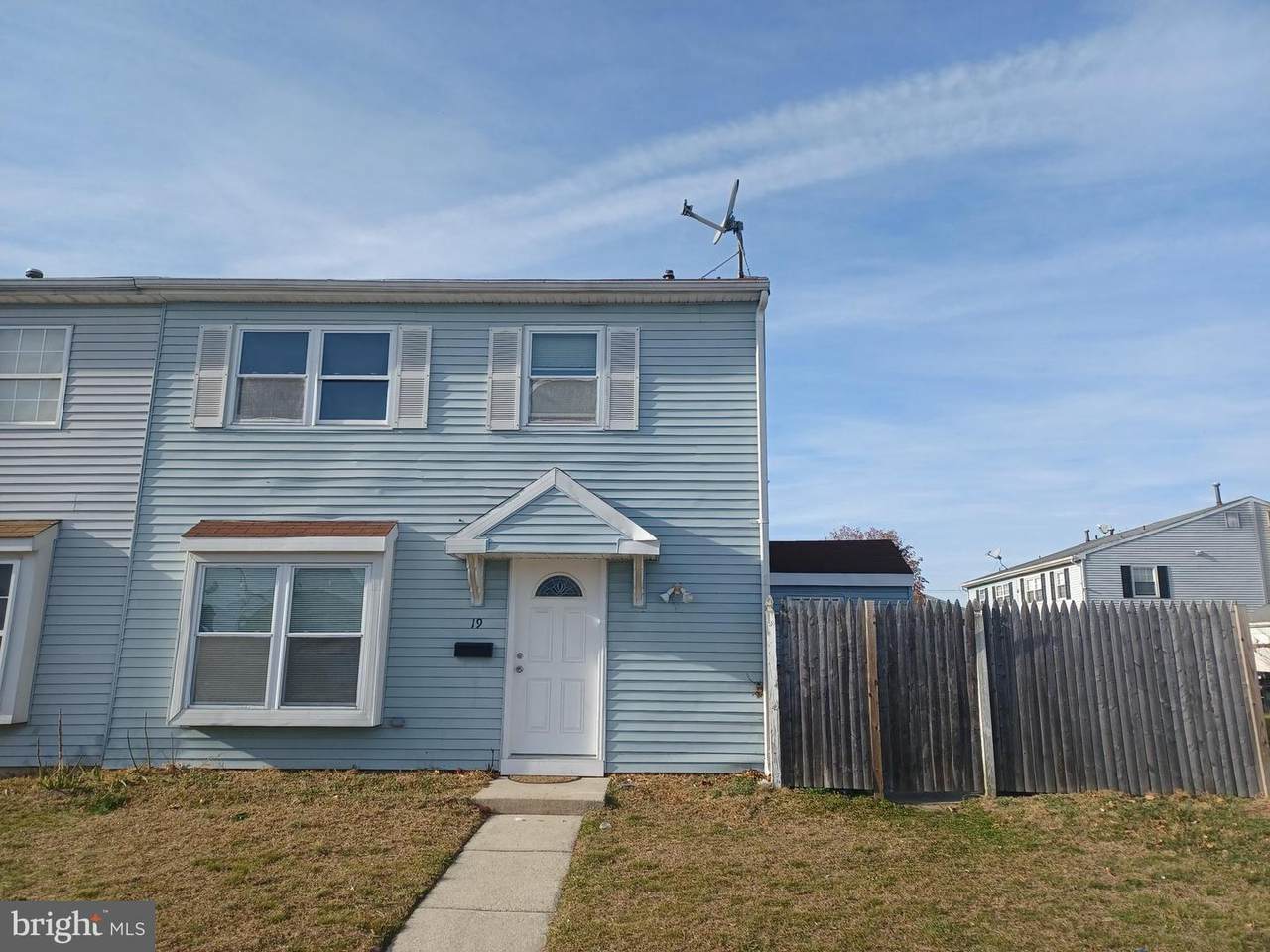 19 Lennox Court - Photo 1