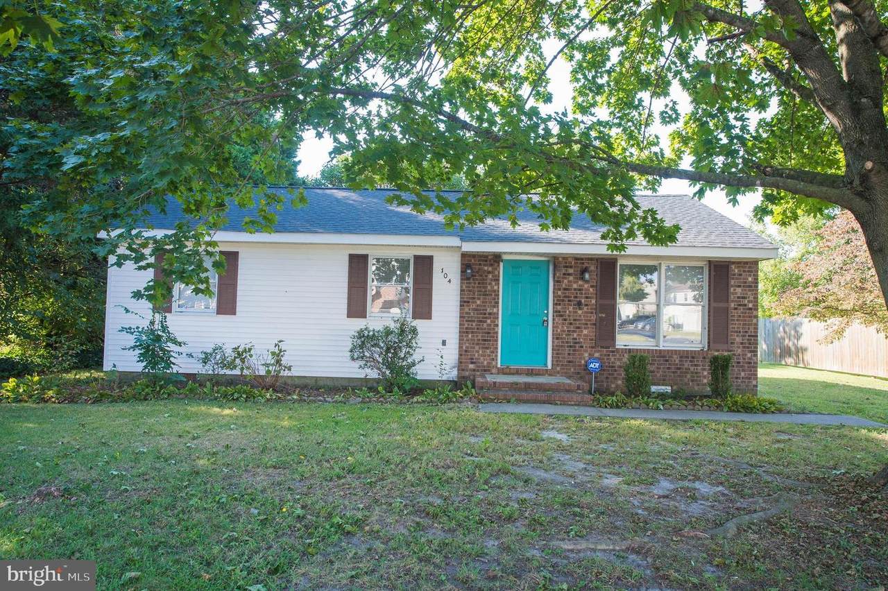 104 Halsey Drive - Photo 1