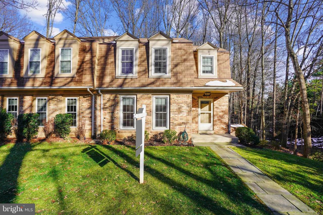 9929 Hemlock Woods Lane - Photo 1