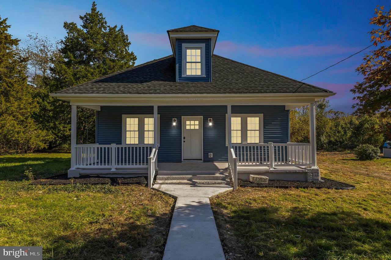208 Vineyard Road - Photo 1