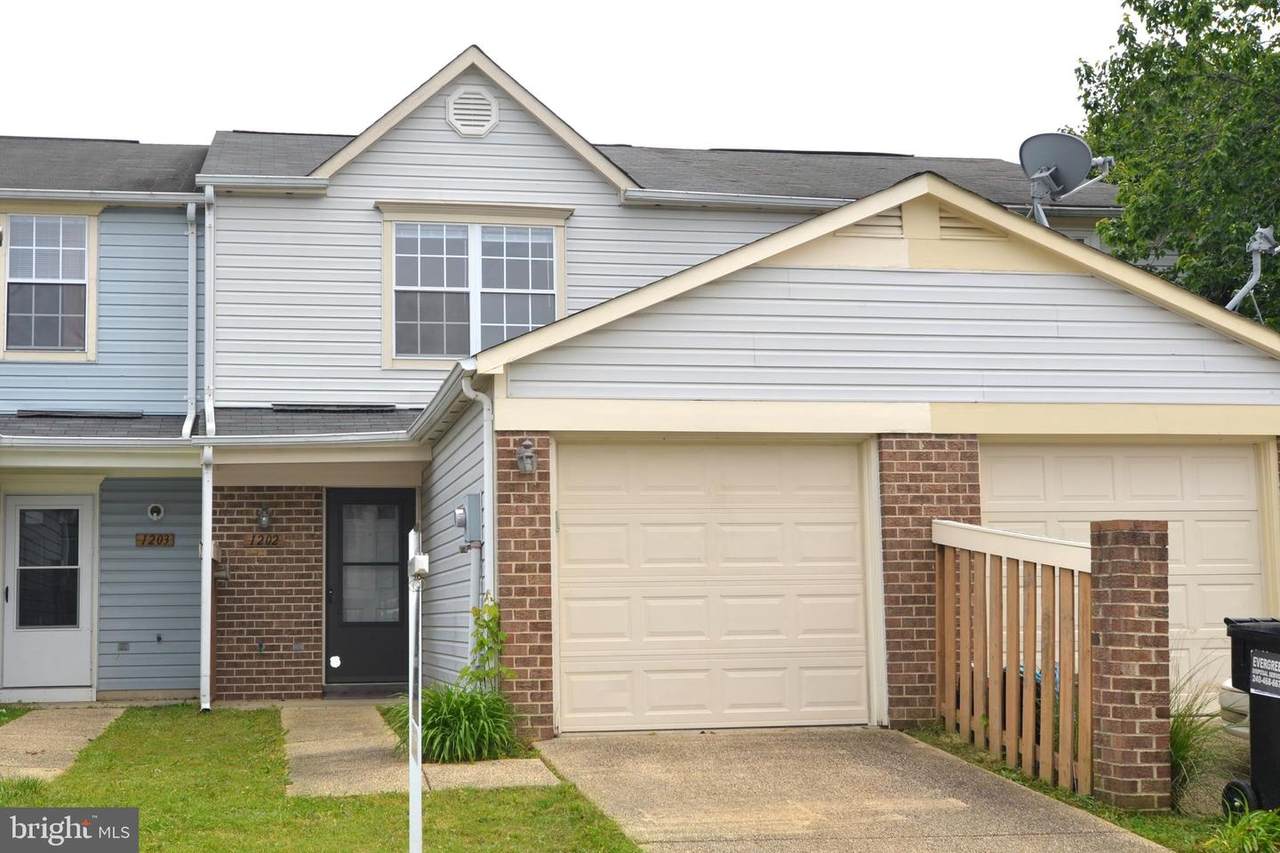 46358 Columbus Drive - Photo 1