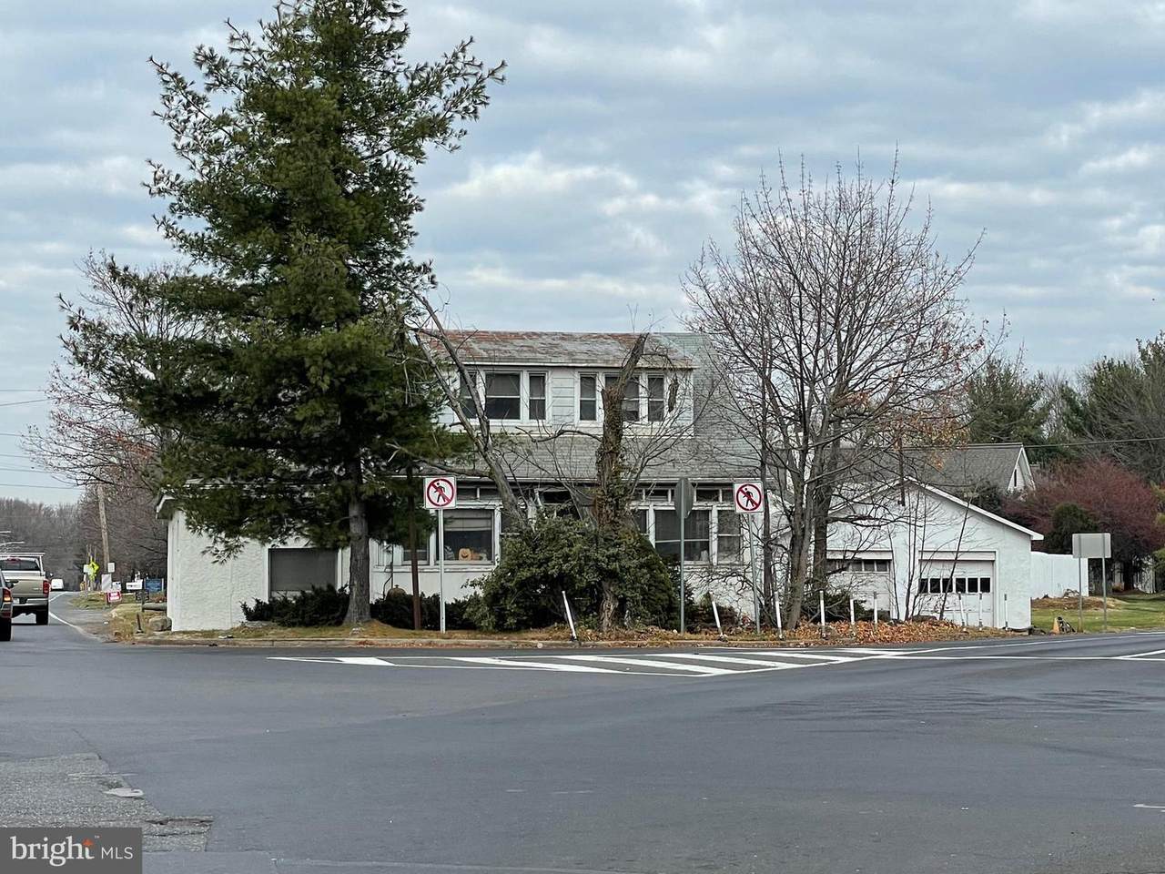 2000 Bath Road - Photo 1