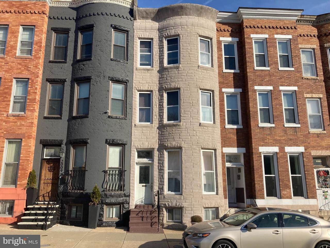 2007 Homewood Avenue - Photo 1