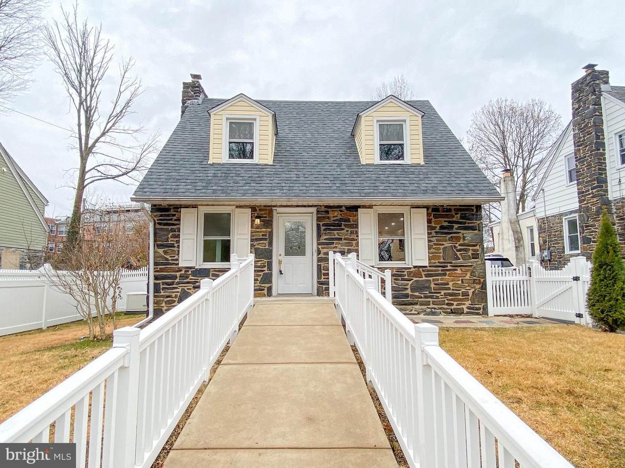 408 Vernon Street - Photo 1