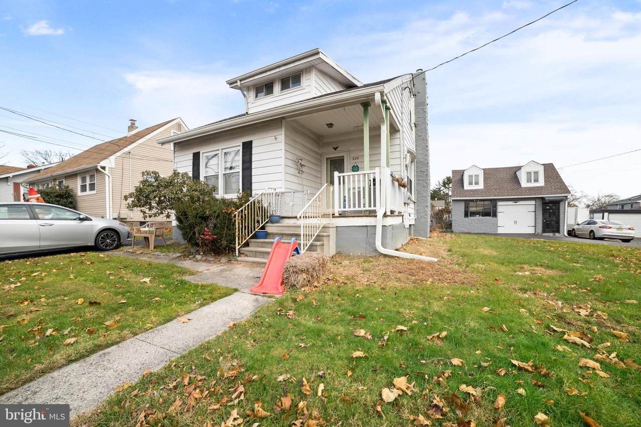 321 Lakeside Boulevard - Photo 1