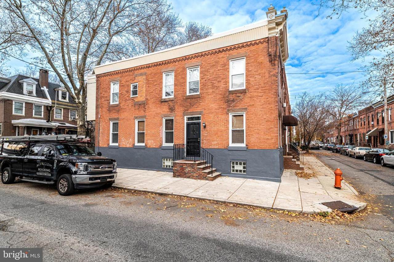 2454 Lambert Street - Photo 1