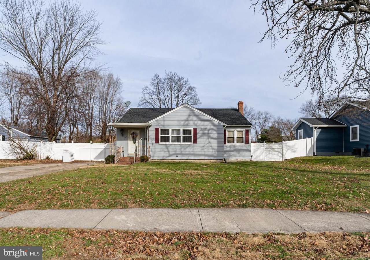 441 Smith Lane - Photo 1