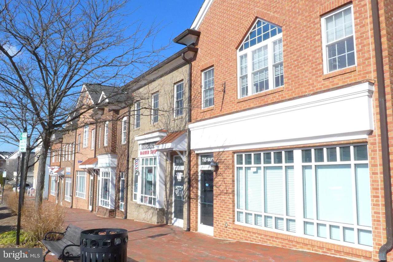 795 Center Street - Photo 1