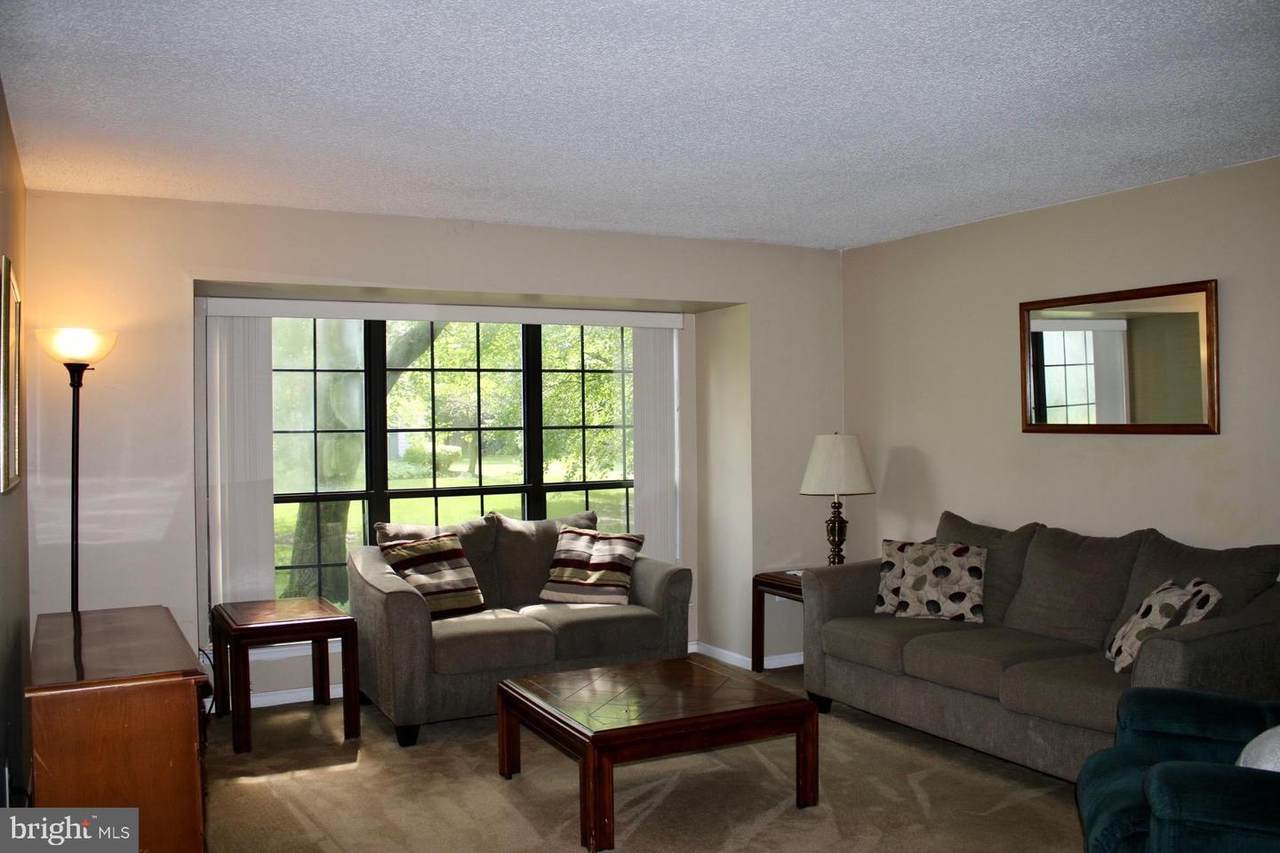 8 Feiler Court - Photo 1
