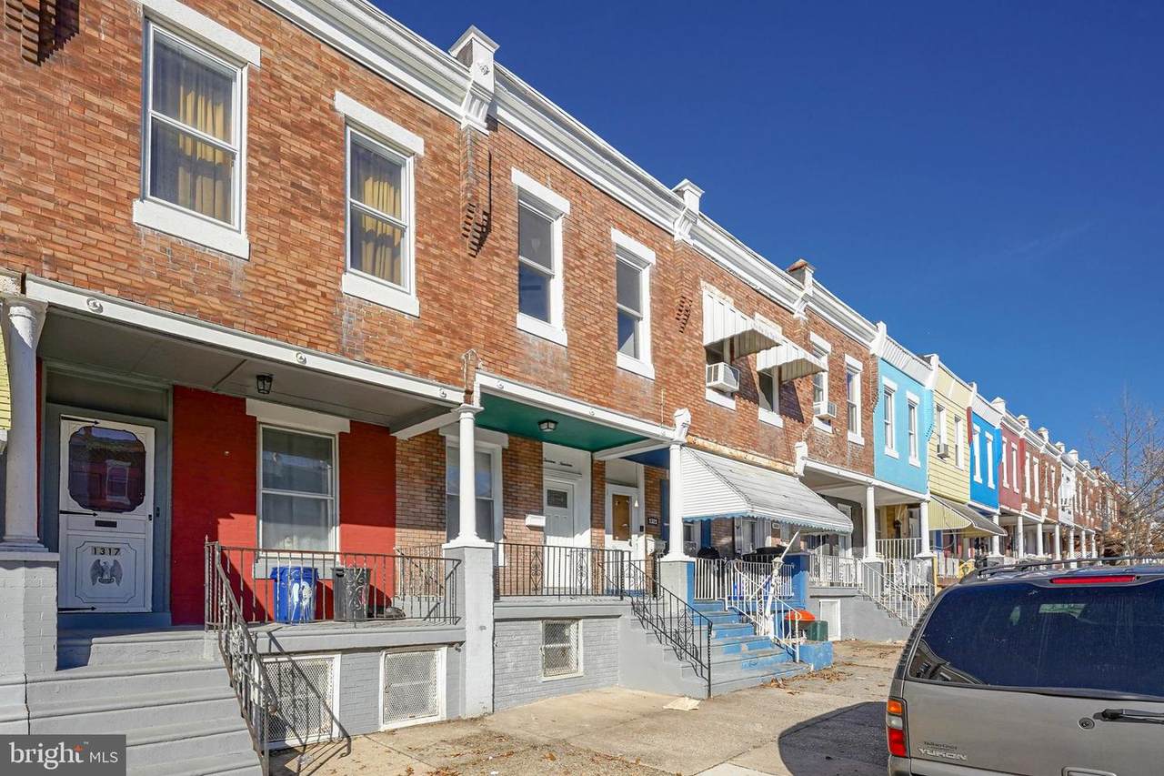 1319 Narragansett Street - Photo 1