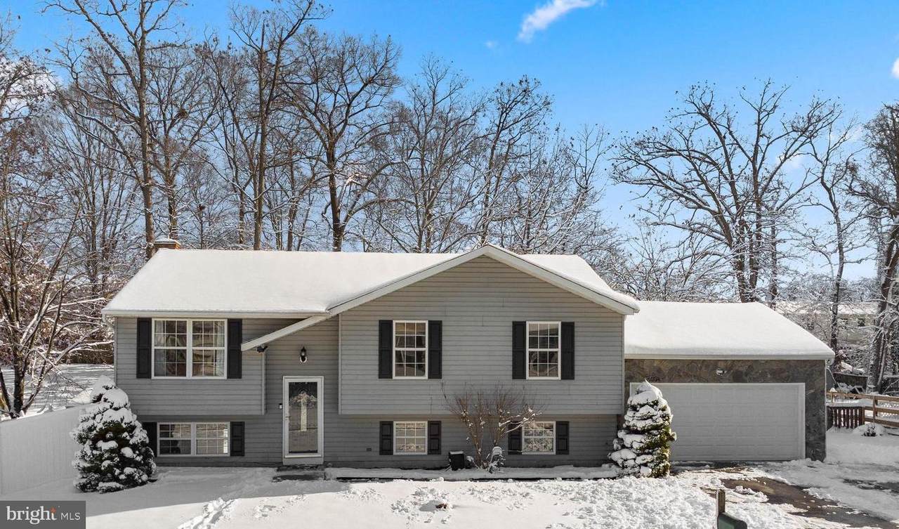 633 Riden Street - Photo 1