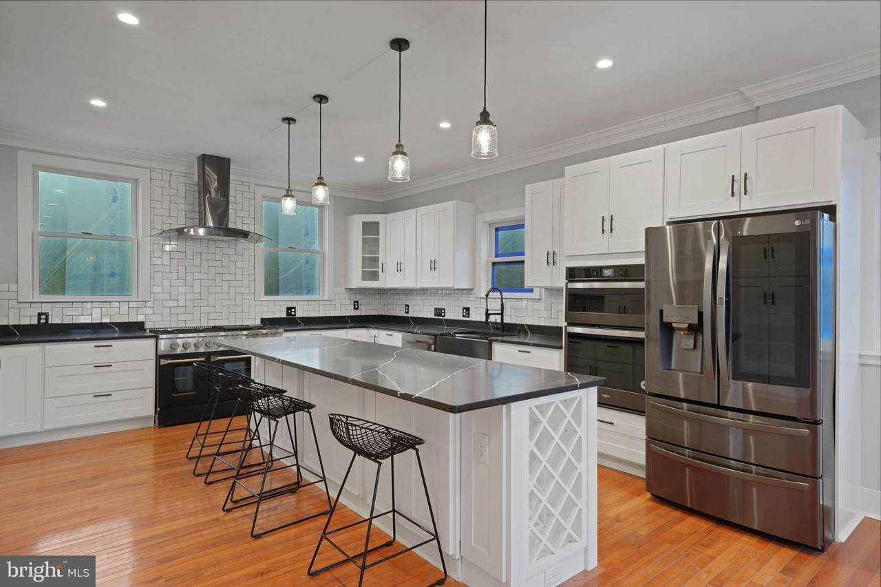 517 Cedar Street - Photo 1
