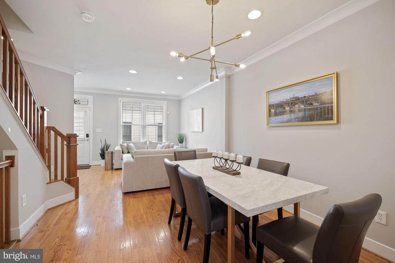 2805 11TH Street - Photo 1