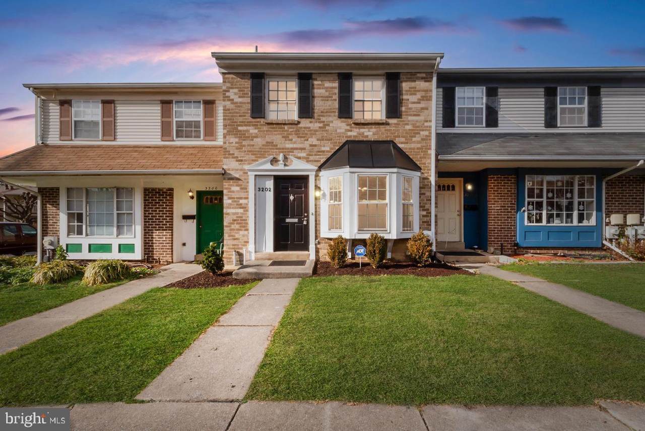 3202 Crystal Court - Photo 1