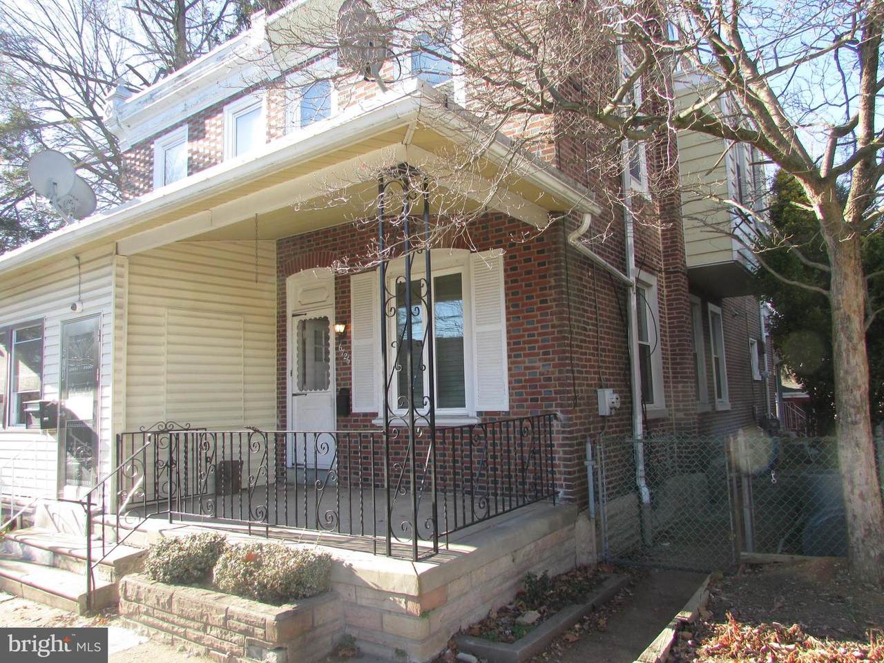 6726 Oakley - Photo 1