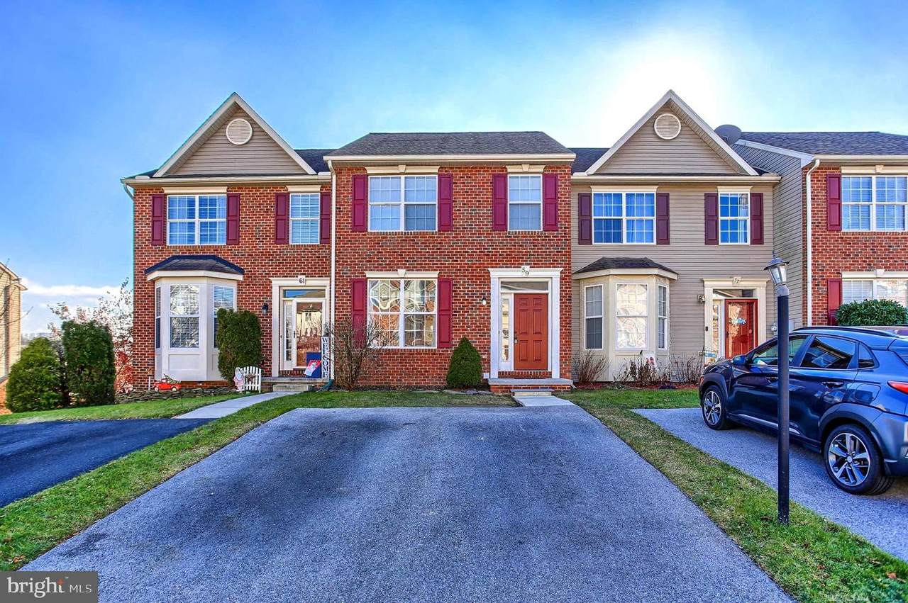 59 Sara Lane - Photo 1