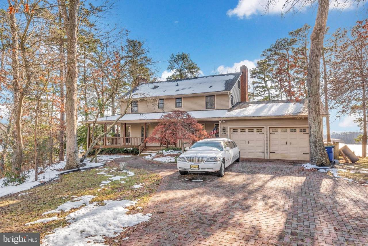 448 Highland Court - Photo 1