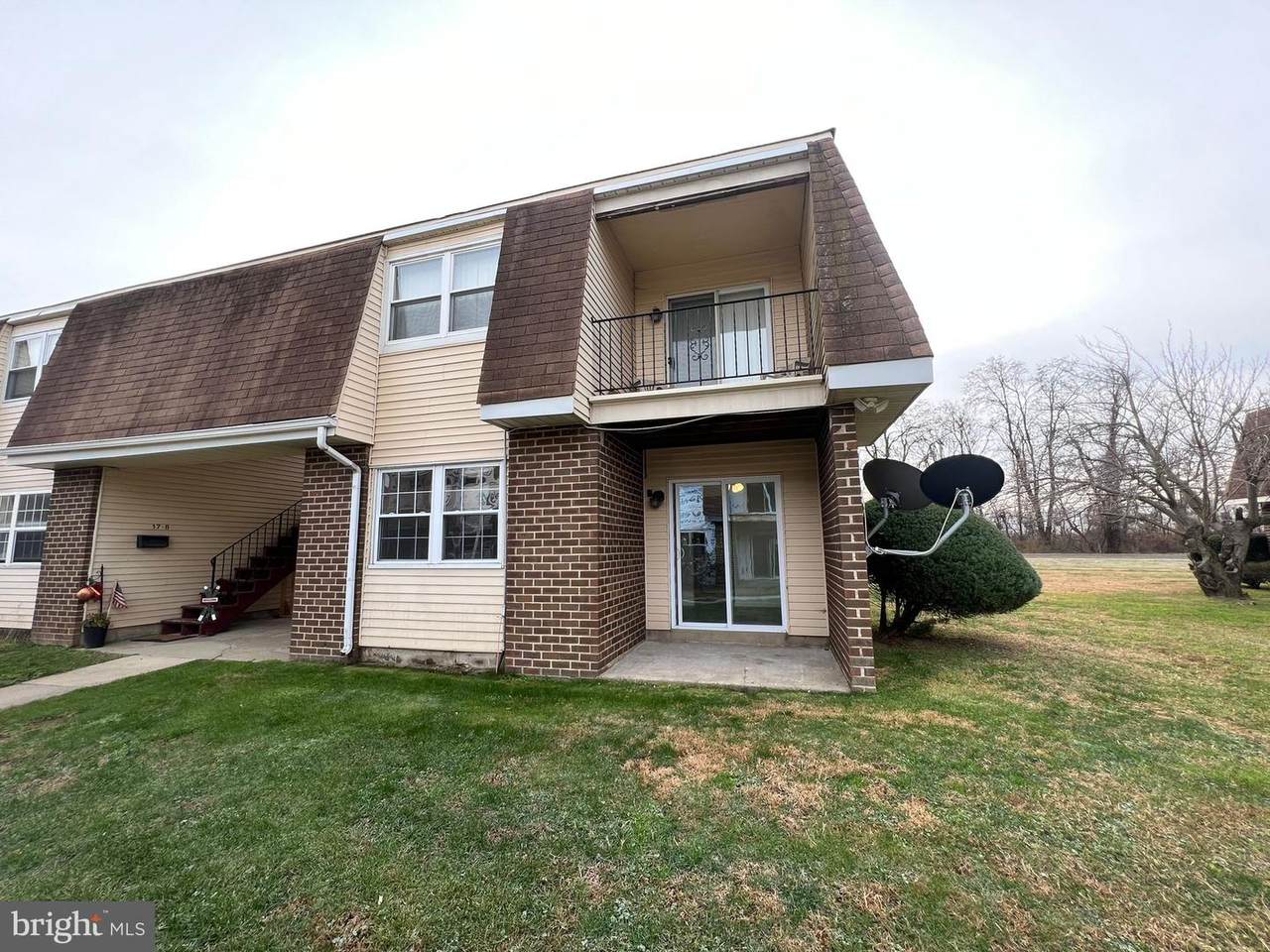 17-3 Florence Tollgate Apts - Photo 1