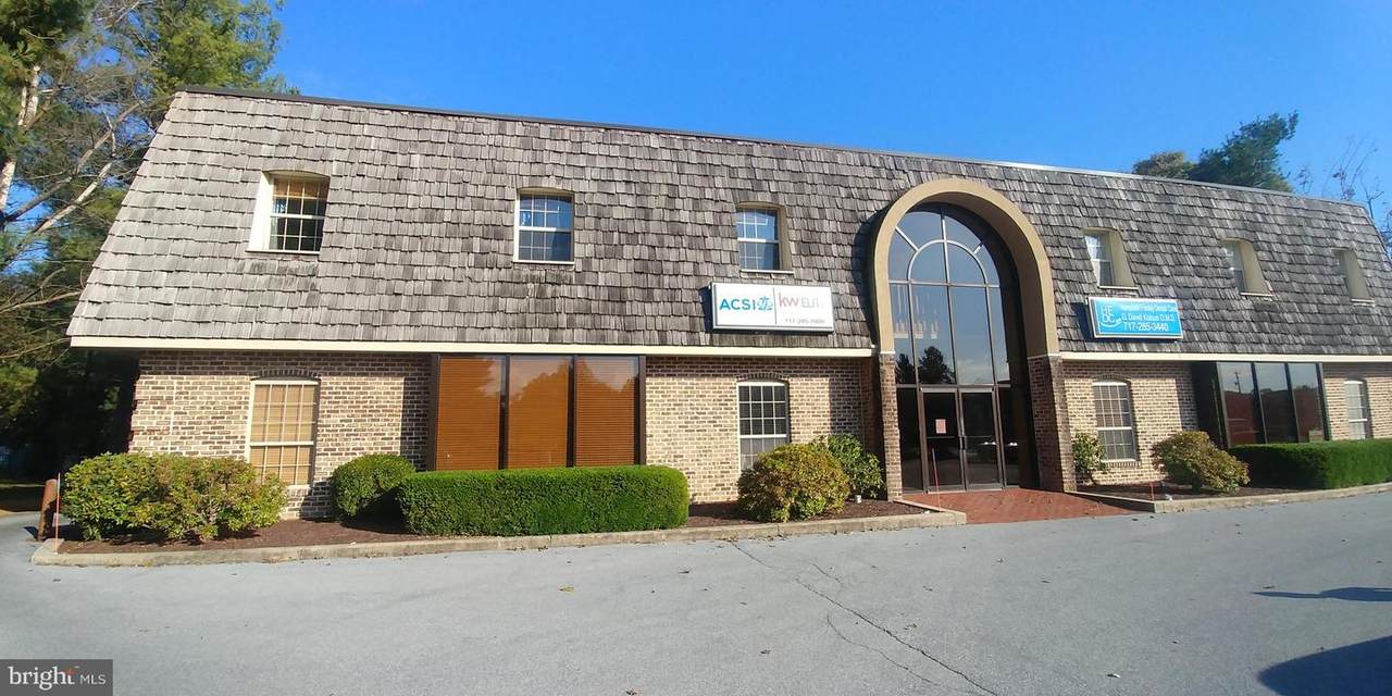 845 Silver Spring Plaza - Photo 1