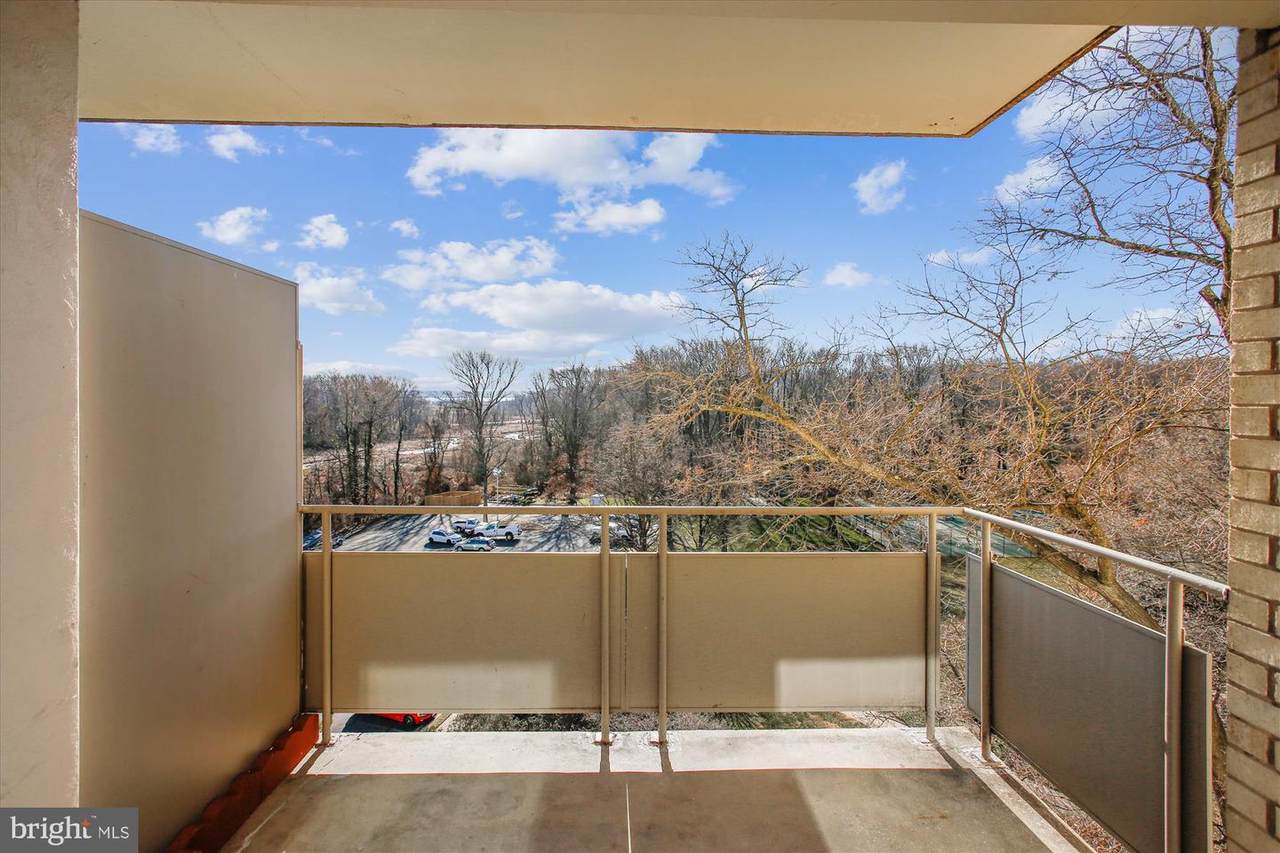 6621 Wakefield Drive - Photo 1