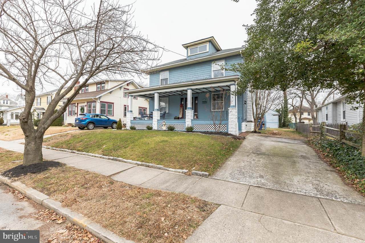 216 Garfield Avenue - Photo 1