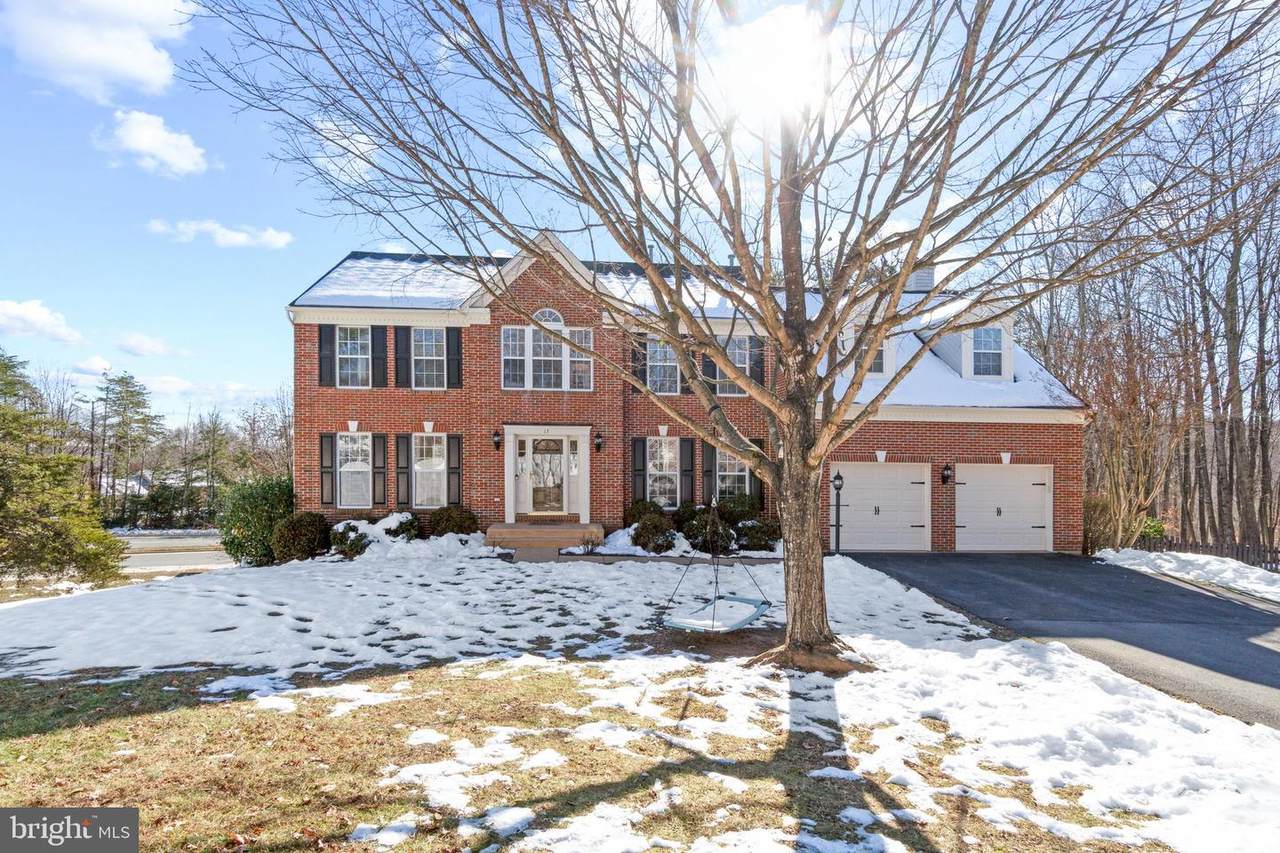 13 Exeter Lane - Photo 1