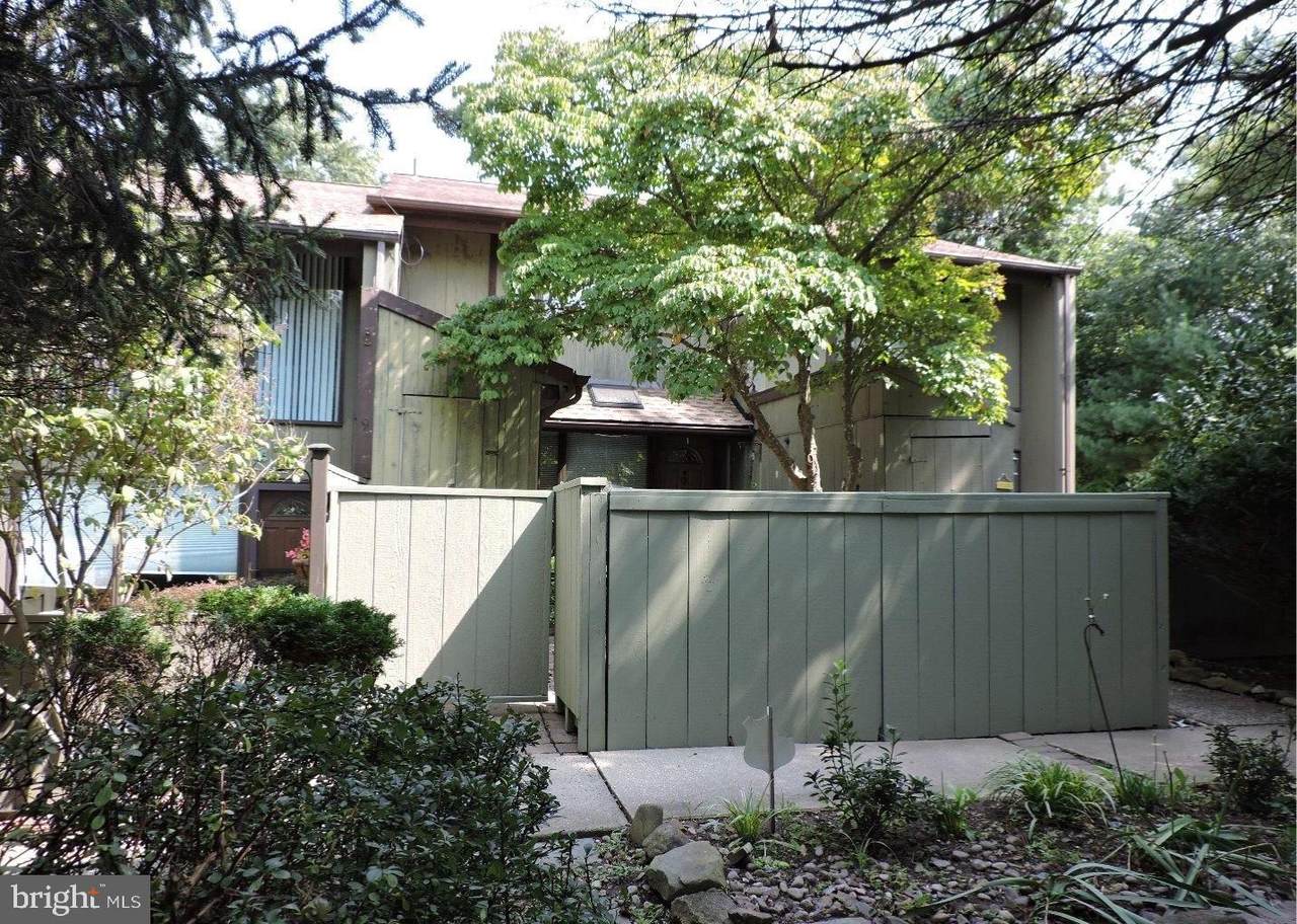 9 Belaire Way - Photo 1