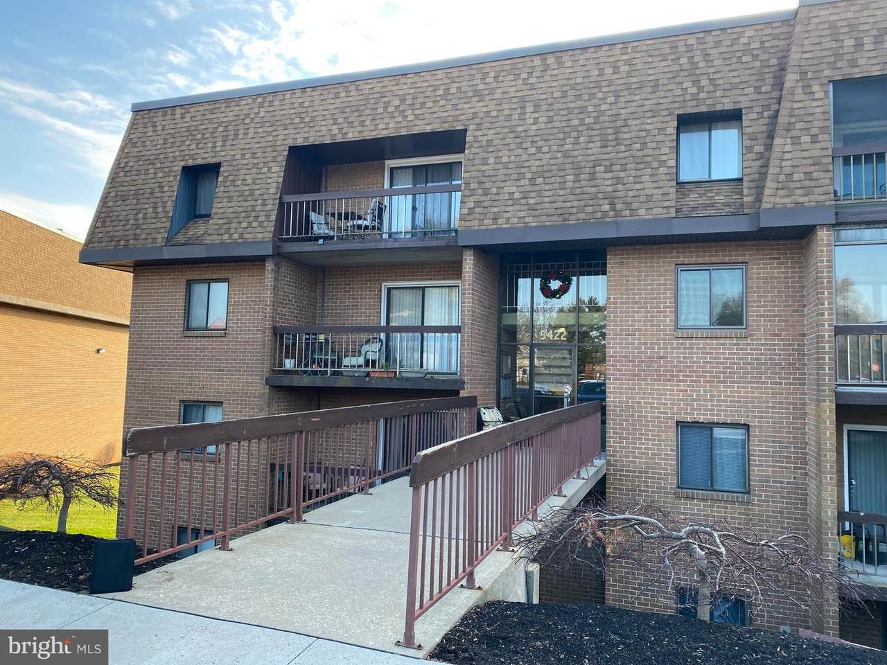 5422-3B2 Valley Green Drive - Photo 1