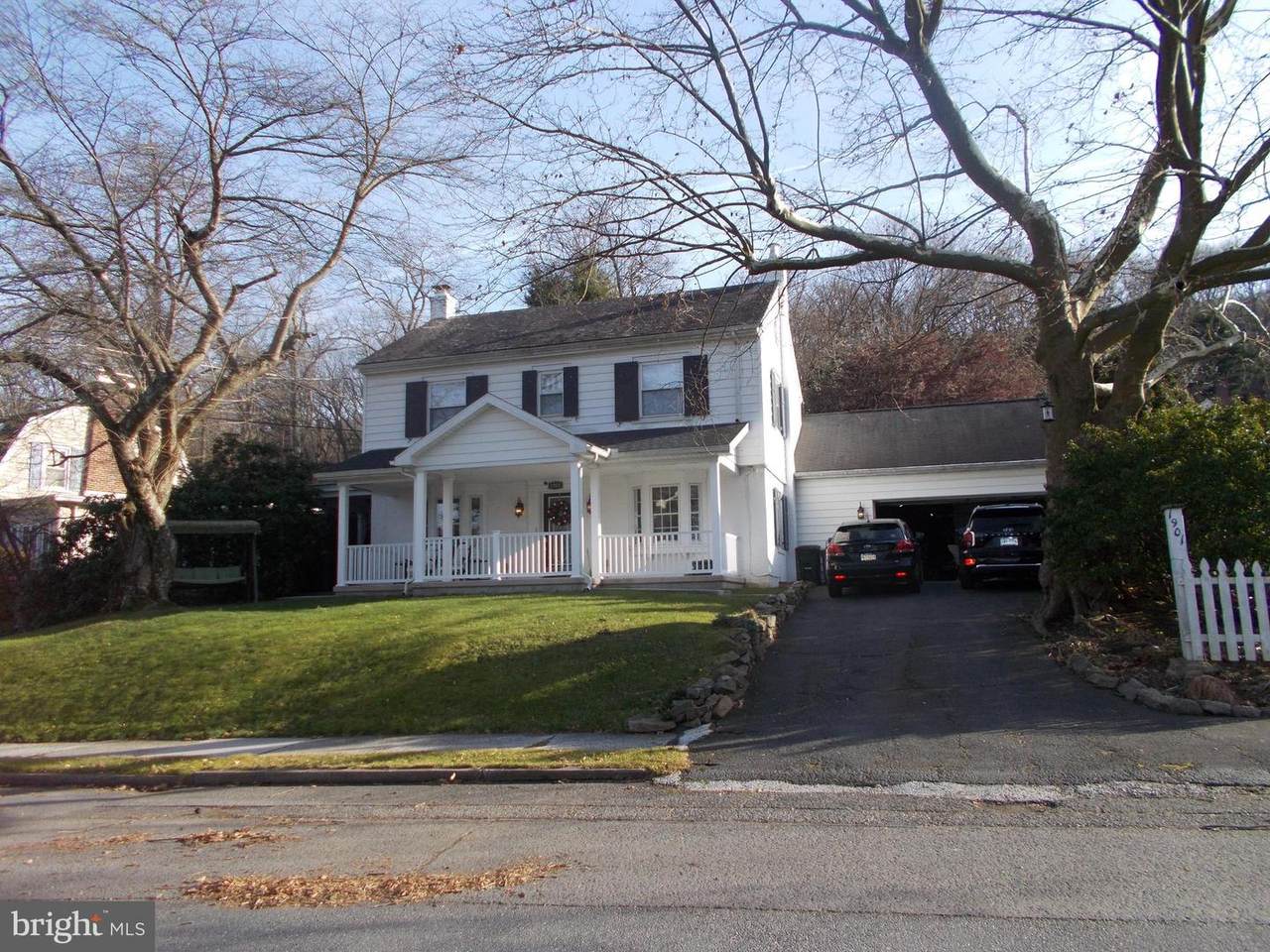 1901 Howard Avenue - Photo 1