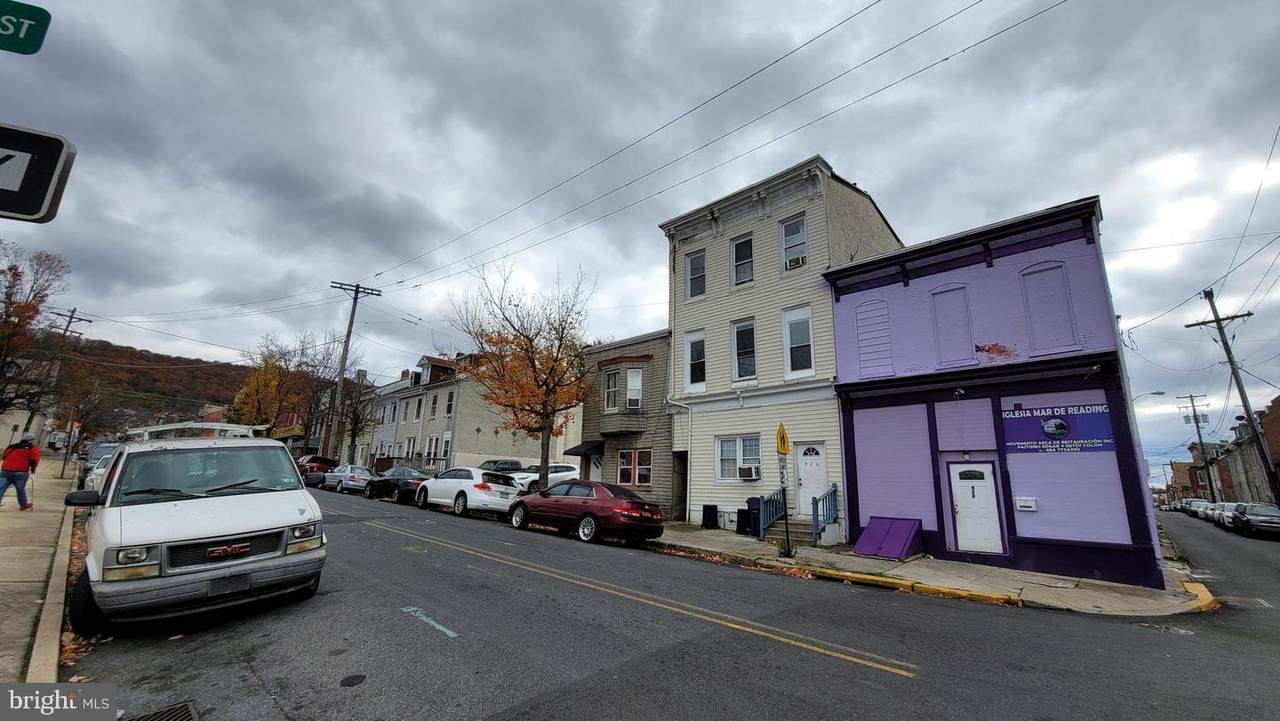 926 Buttonwood Street - Photo 1