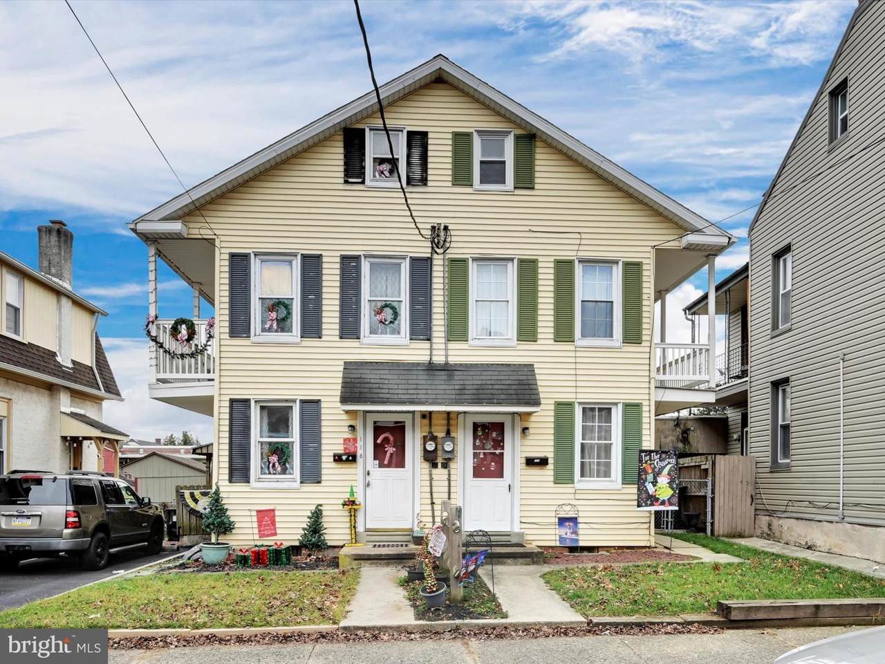 118 7TH Street - Photo 1