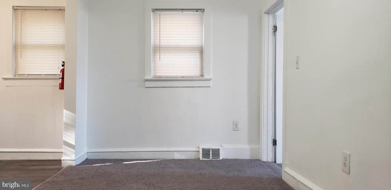 436 Line Street - Photo 1