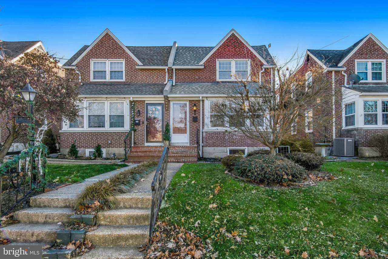 726 Lincoln Street - Photo 1