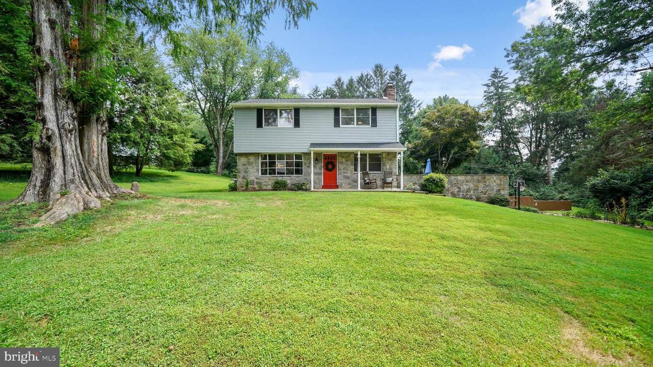 1556 Rodney Drive - Photo 1