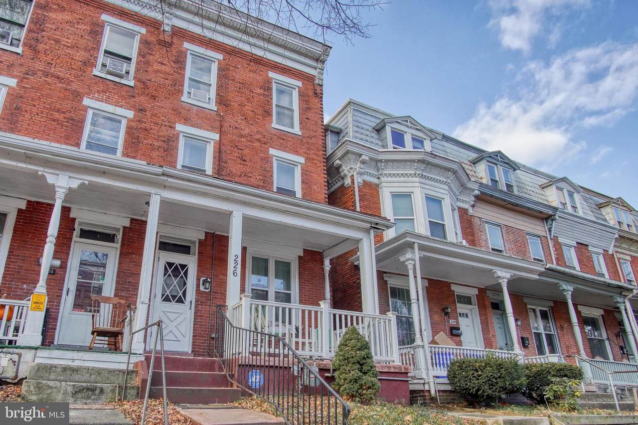 226 14TH Street - Photo 1