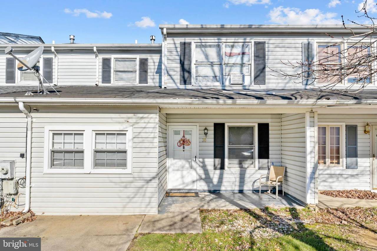 38 Stephanie Drive - Photo 1