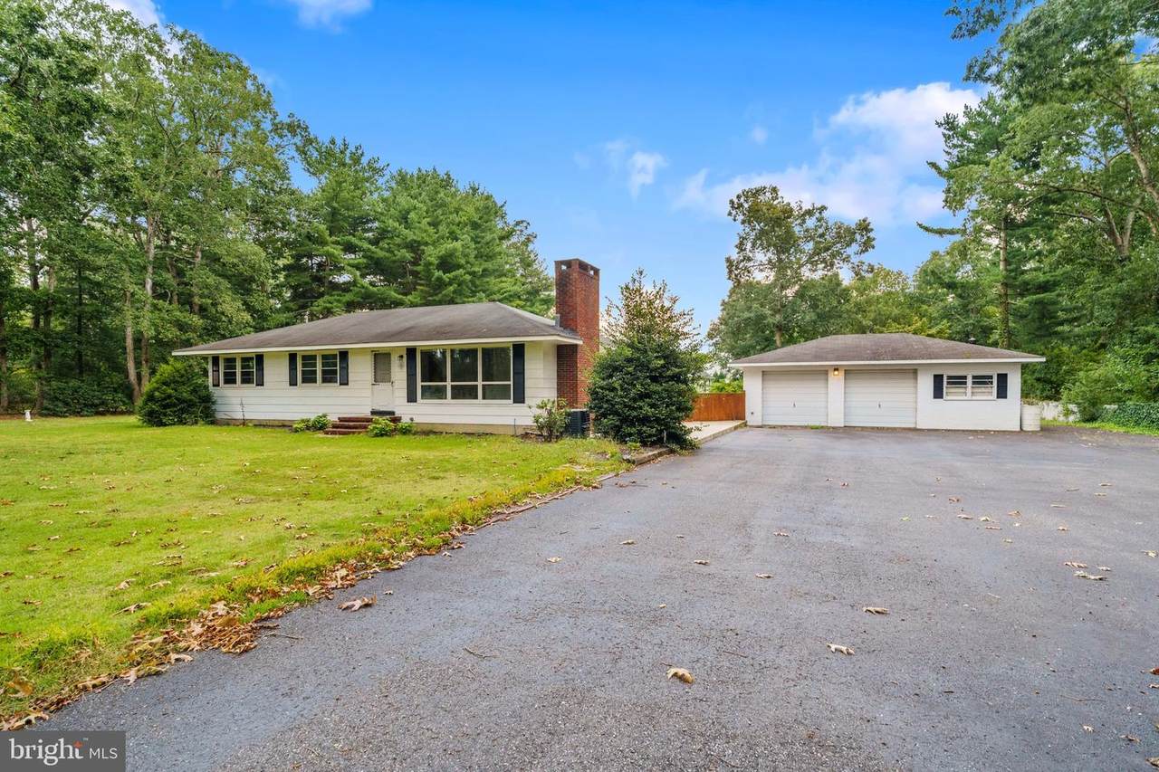 26 Forest Road - Photo 1