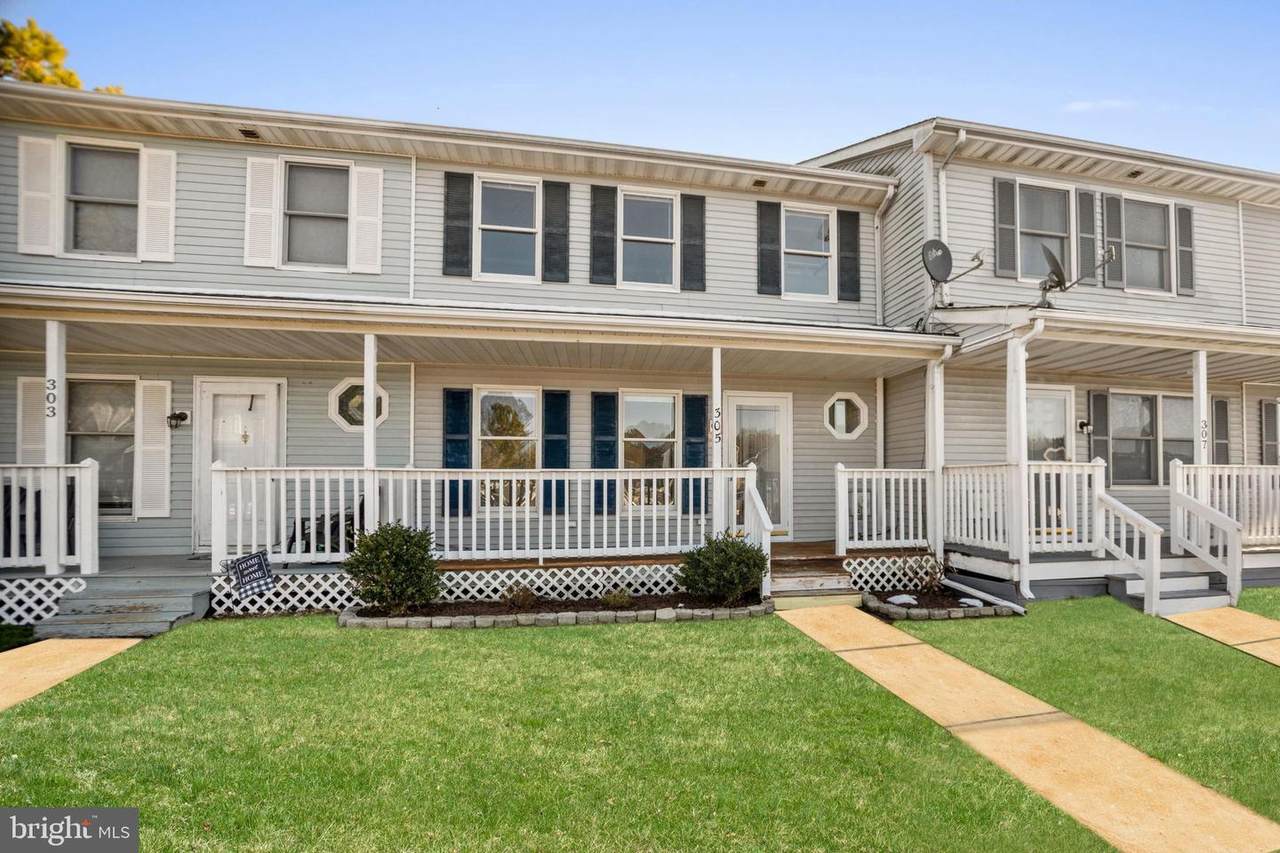 305 Spinnaker Lane - Photo 1