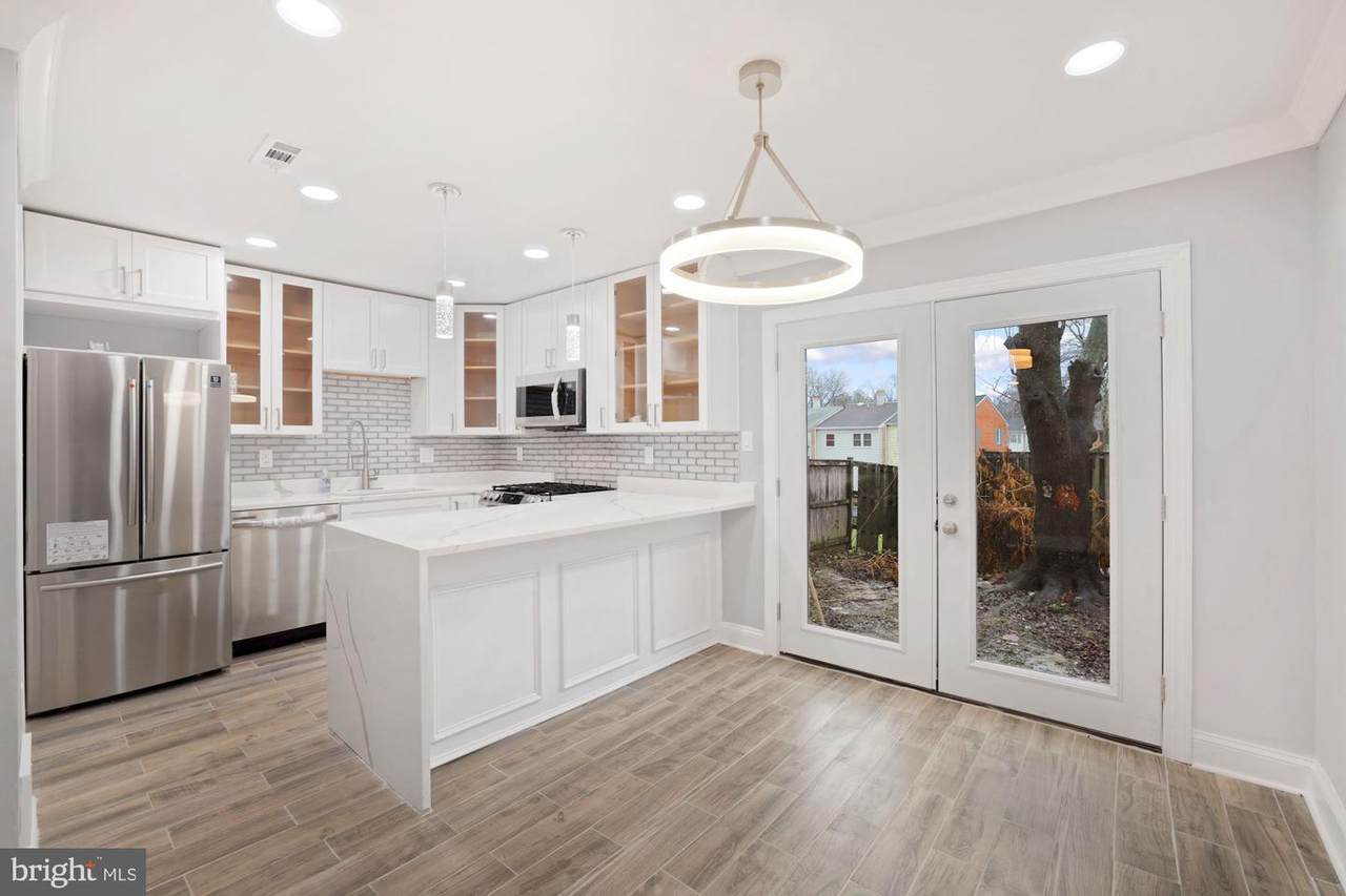 3513 Bath Court - Photo 1
